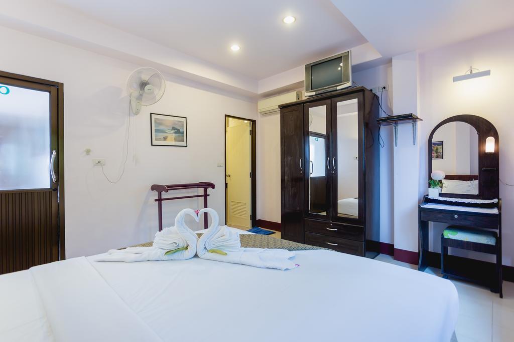 Апартаменти Rabbit Mansion2 Patong Екстер'єр фото