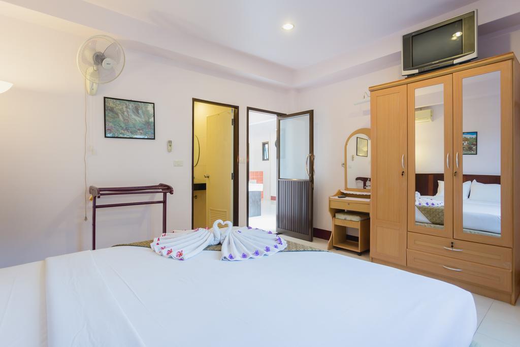 Апартаменти Rabbit Mansion2 Patong Екстер'єр фото